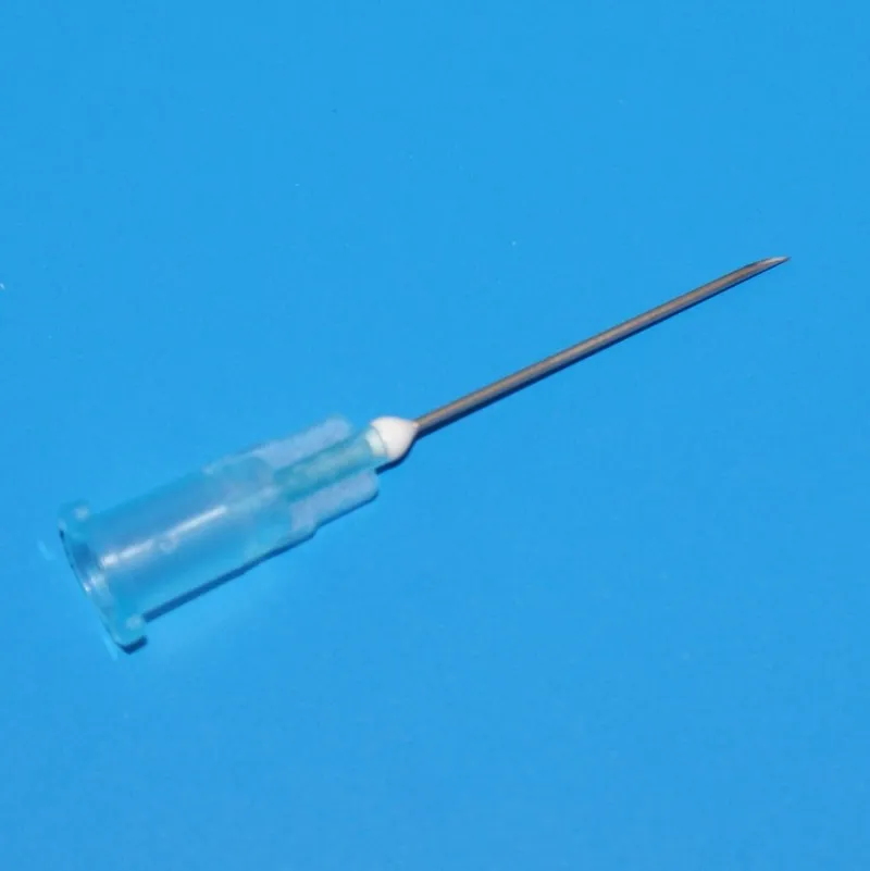 Chirana Kanülen Nr. 16 (0,60 x 25 mm) blau, 23G x 1" 100 St